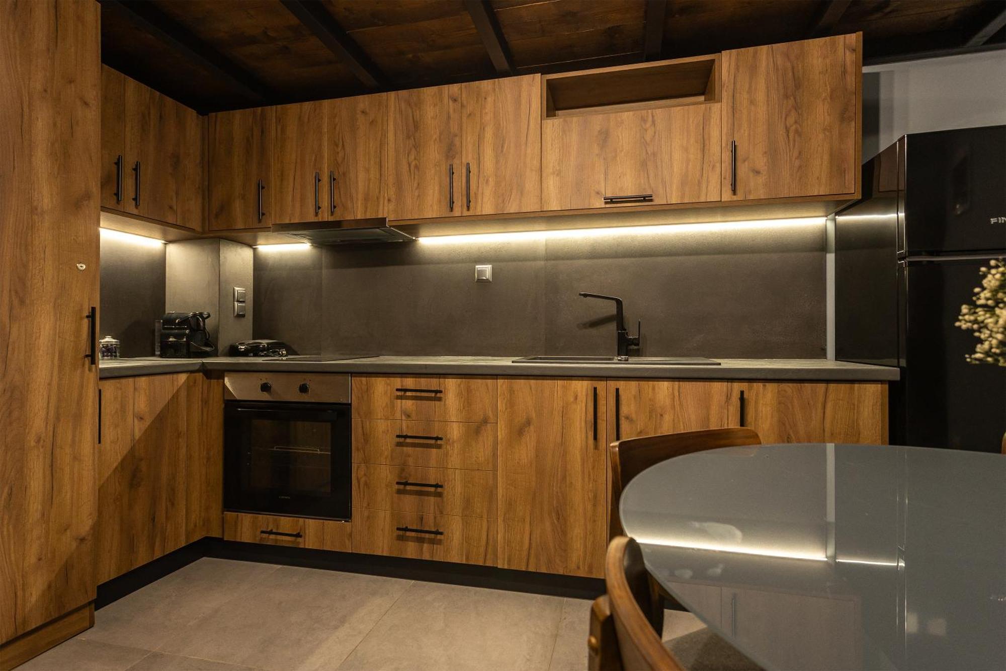Wooden Suites Thessaloniki Exterior photo
